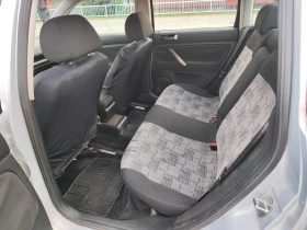 VW Passat 1.8i, седан, газ, климатроник, снимка 8