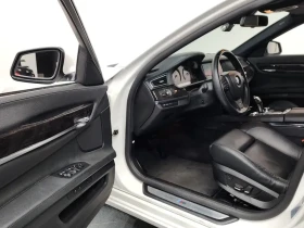 BMW 740 i M Sports, снимка 10