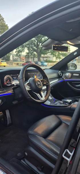 Mercedes-Benz E 220, снимка 6