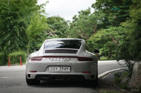 Porsche 911 CARRERA 4 GTS 991.2, снимка 4