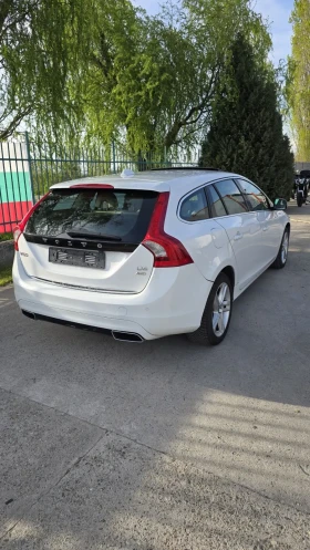 Volvo V60 D6 4x4 PLUG-IN HYBRID ! Лизинг ! - 7900 € / 15451.06 лв. - 64502371 4
