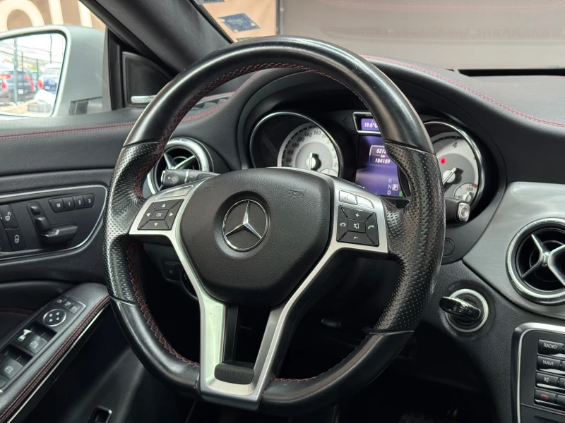 Mercedes-Benz CLA 220, снимка 10 - Автомобили и джипове - 47294879