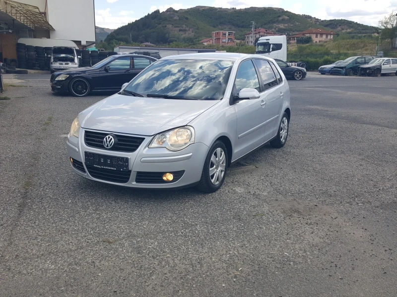 VW Polo, снимка 1 - Автомобили и джипове - 48044038