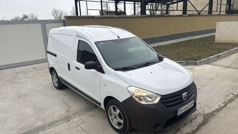 Dacia Dokker, снимка 5 - Автомобили и джипове - 48491744