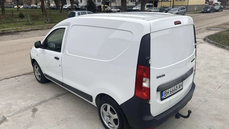 Dacia Dokker, снимка 4 - Автомобили и джипове - 48491744