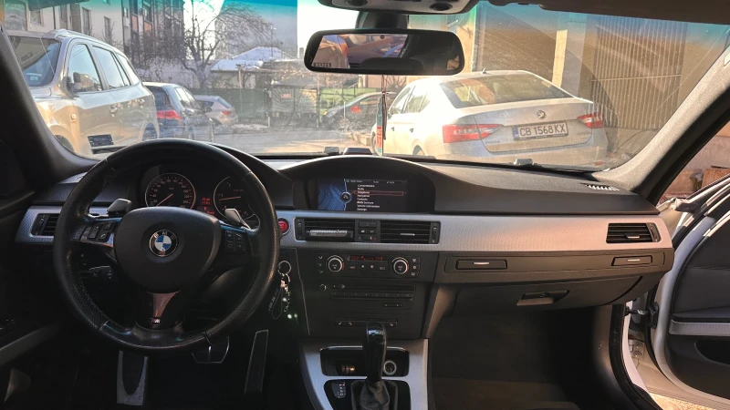 BMW 330 330d xdrive , снимка 7 - Автомобили и джипове - 49246109