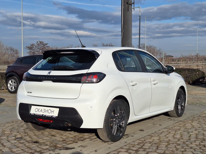 Peugeot 208 1.2 PureTech 100к.с. Automatic, снимка 5 - Автомобили и джипове - 49296749