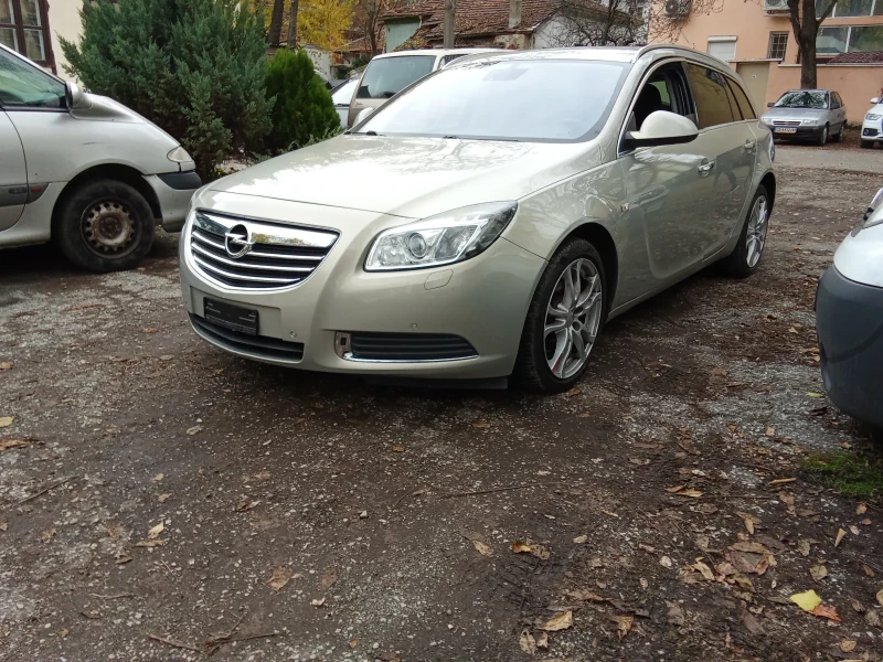 Opel Insignia 4x4 2.0 Turbo 220kc, снимка 4 - Автомобили и джипове - 52317269