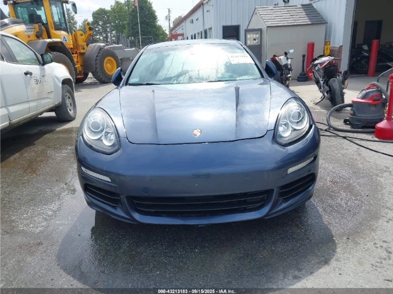 Porsche Panamera 4 / ОБДУХВАНЕ / ПОДГРЕВИ / ШИБИДАХ, снимка 2 - Автомобили и джипове - 52583710