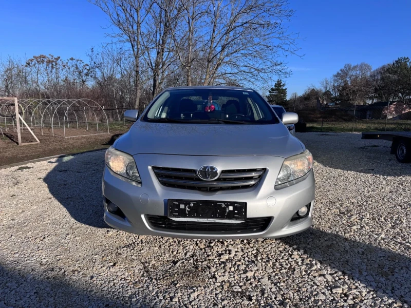 Toyota Corolla 1.6i Климатроник, снимка 8 - Автомобили и джипове - 52851570