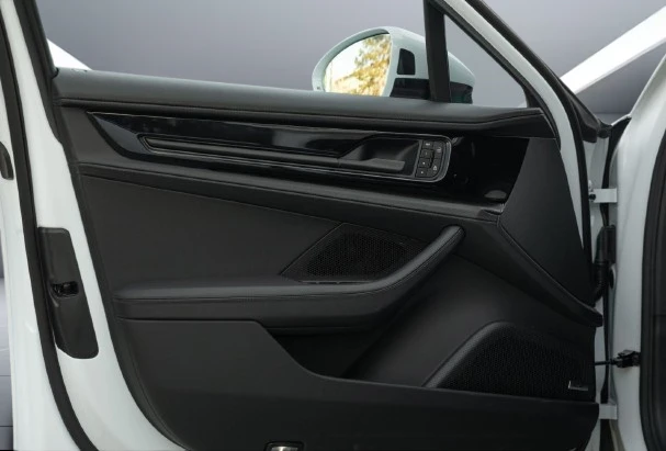 Porsche Panamera Turbo E-Hybrid = Sport Chrono = Гаранция - изображение 5