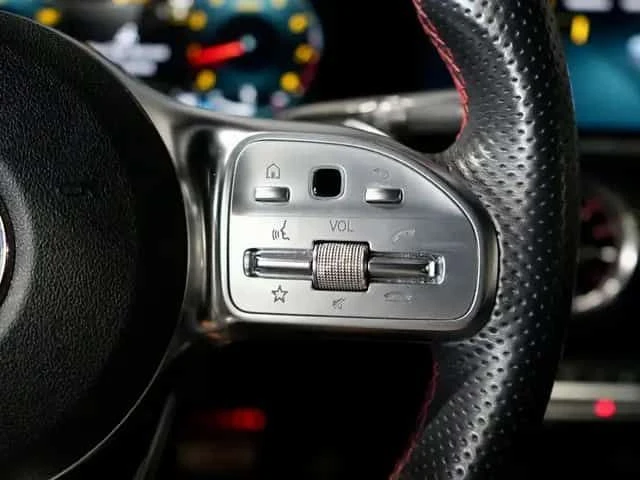 Mercedes-Benz CLA 250 4MATIC | PANO | KEYLESS | ПОДГРЕВИ | CARFAX, снимка 10 - Автомобили и джипове - 53683476