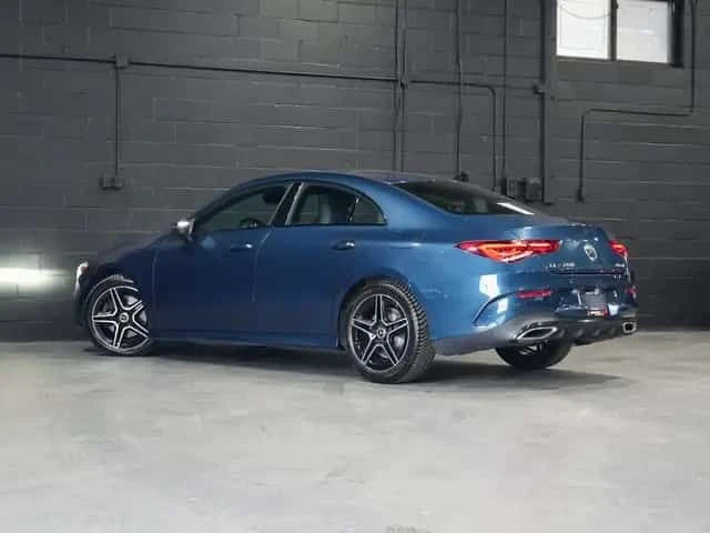 Mercedes-Benz CLA 250 4MATIC | PANO | KEYLESS | ПОДГРЕВИ | CARFAX, снимка 7 - Автомобили и джипове - 53683476