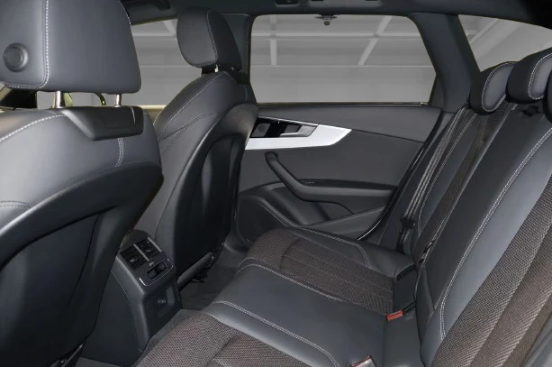 Audi A4 Avant 40 TDI Quattro = Гаранция, снимка 9 - Автомобили и джипове - 54372364