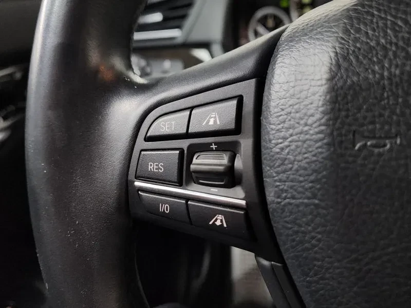 BMW 740 i M Sports, снимка 16 - Автомобили и джипове - 54600898