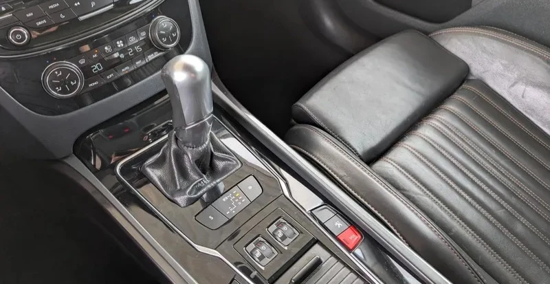 Peugeot 508 2.0 RXH Blue HDI 180 kc. FELINE JBL, снимка 4 - Автомобили и джипове - 55737973