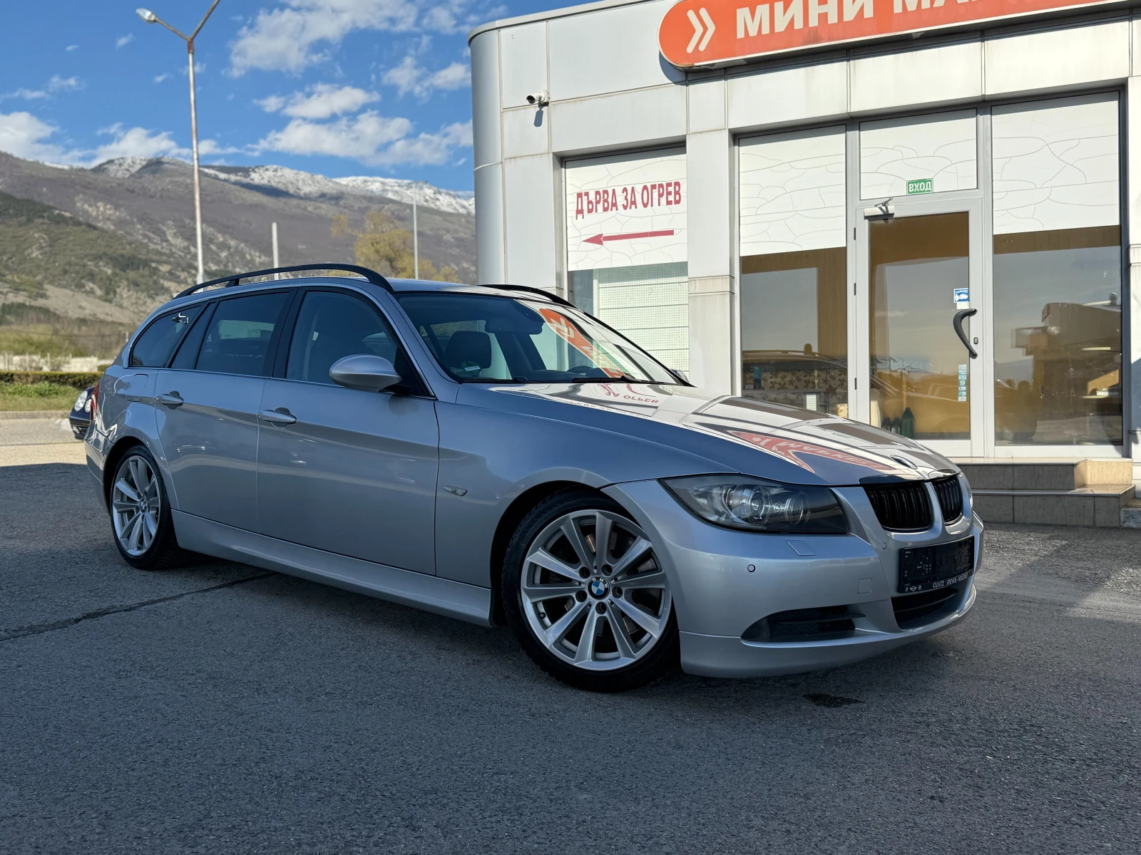 BMW 330 Navi/Auto - изображение 2
