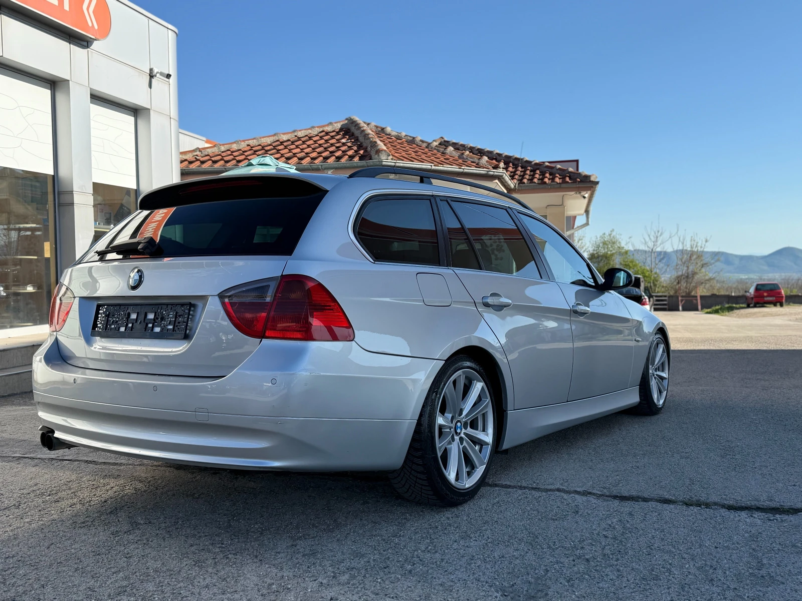 BMW 330 Navi/Auto - изображение 5