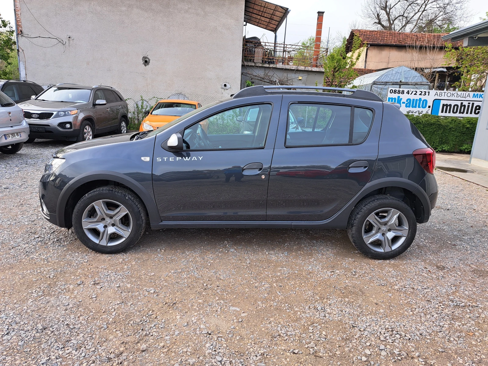 Dacia Sandero STEPWAY* КЛИМА* NAVI* ТЕМПОМАТ* ПАРКТР.* EU6 - изображение 3