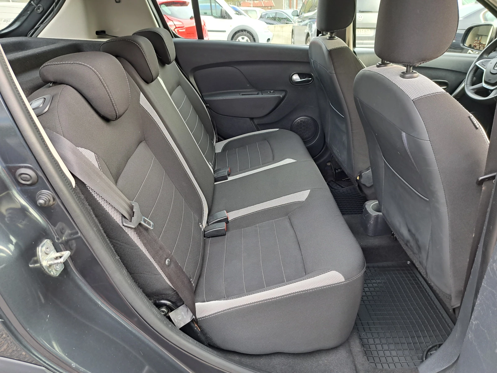 Dacia Sandero STEPWAY* КЛИМА* NAVI* ТЕМПОМАТ* ПАРКТР.* EU6 - изображение 8