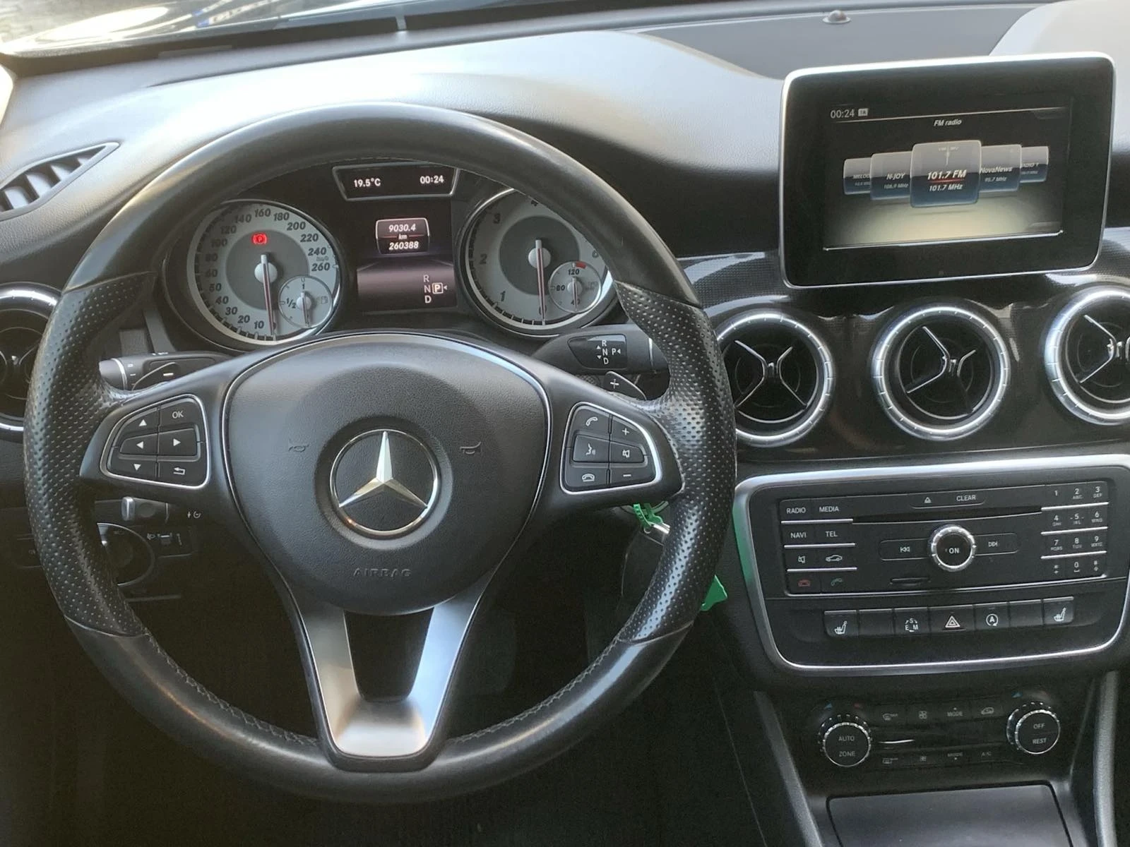 Mercedes-Benz CLA 200 CDI/COUPE/7Gtronic - изображение 9