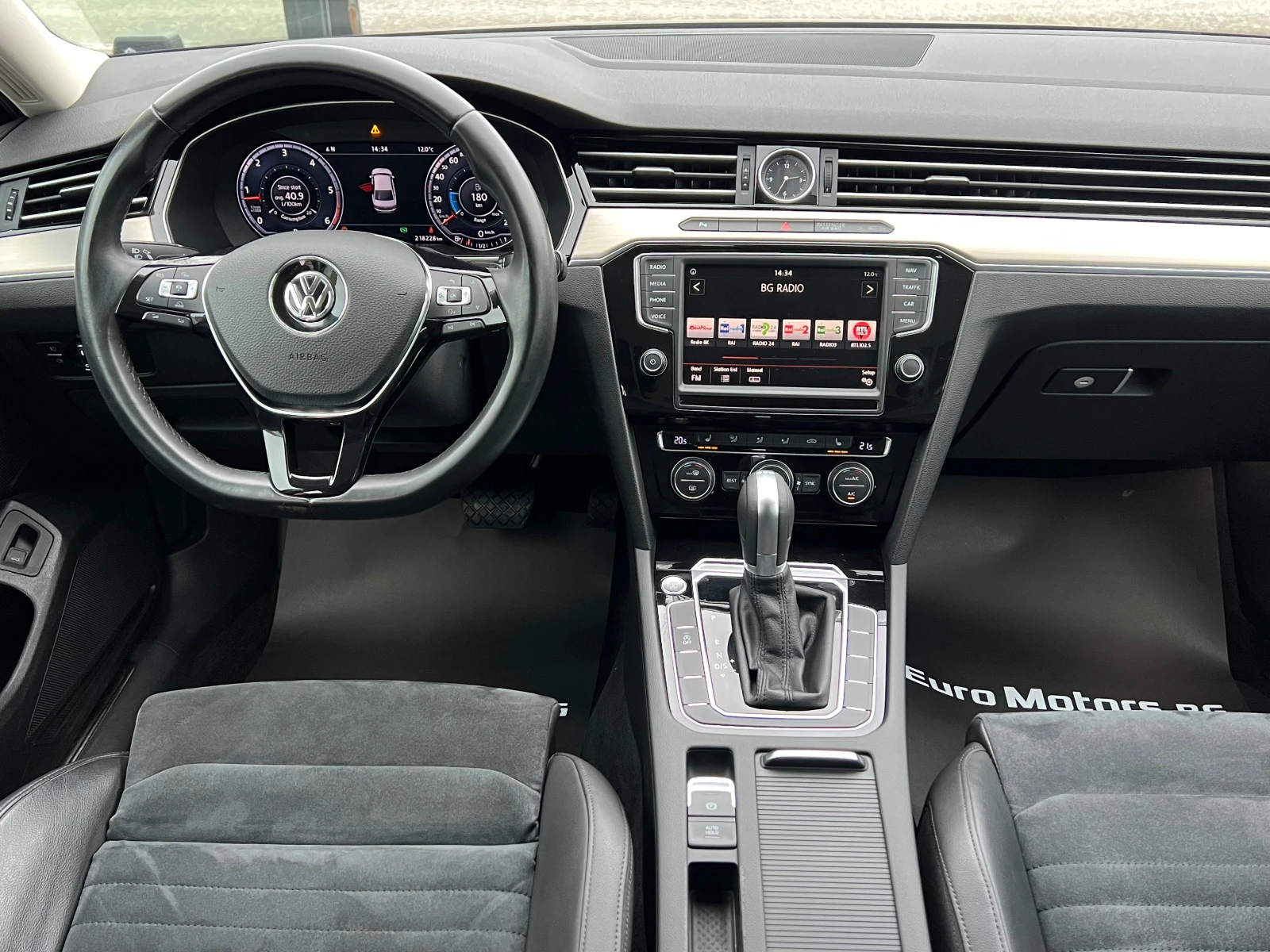 VW Passat 2.0TDI, HIGHLINE-FULL SERVICE VW-KATO HOB, LED, DI - изображение 9