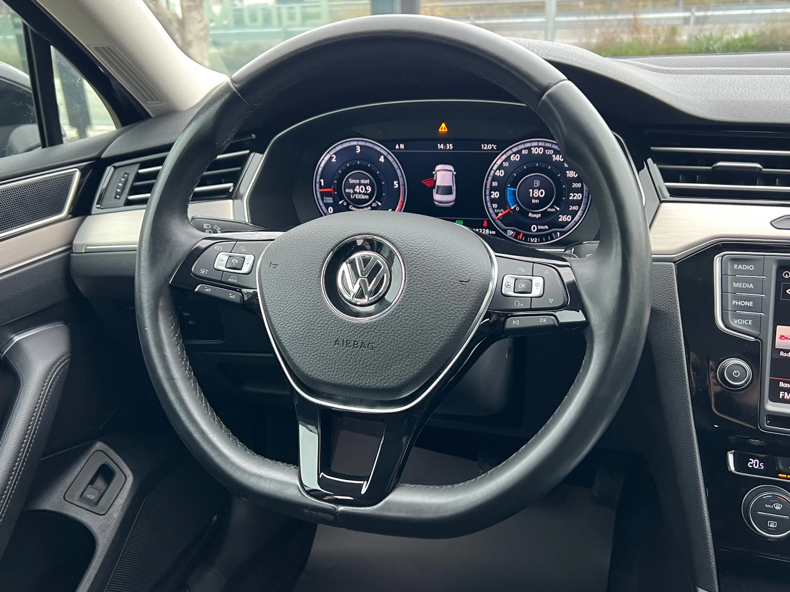 VW Passat 2.0TDI, HIGHLINE-FULL SERVICE VW-KATO HOB, LED, DI | Mobile.bg   11