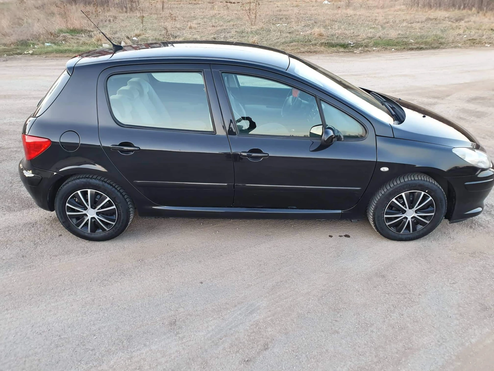 Peugeot 307 1.6 GAS - изображение 7