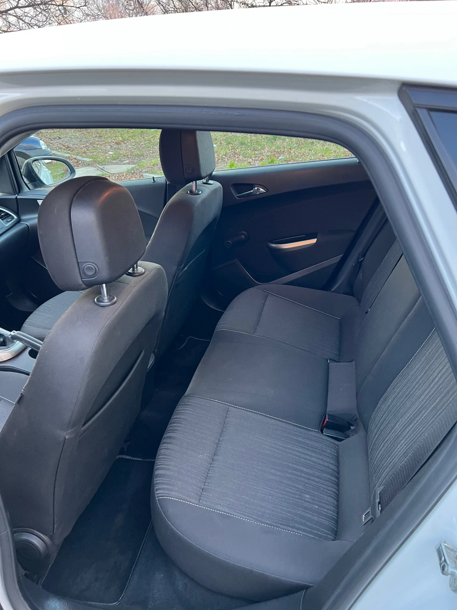 Opel Astra, снимка 8 - Автомобили и джипове - 53858721