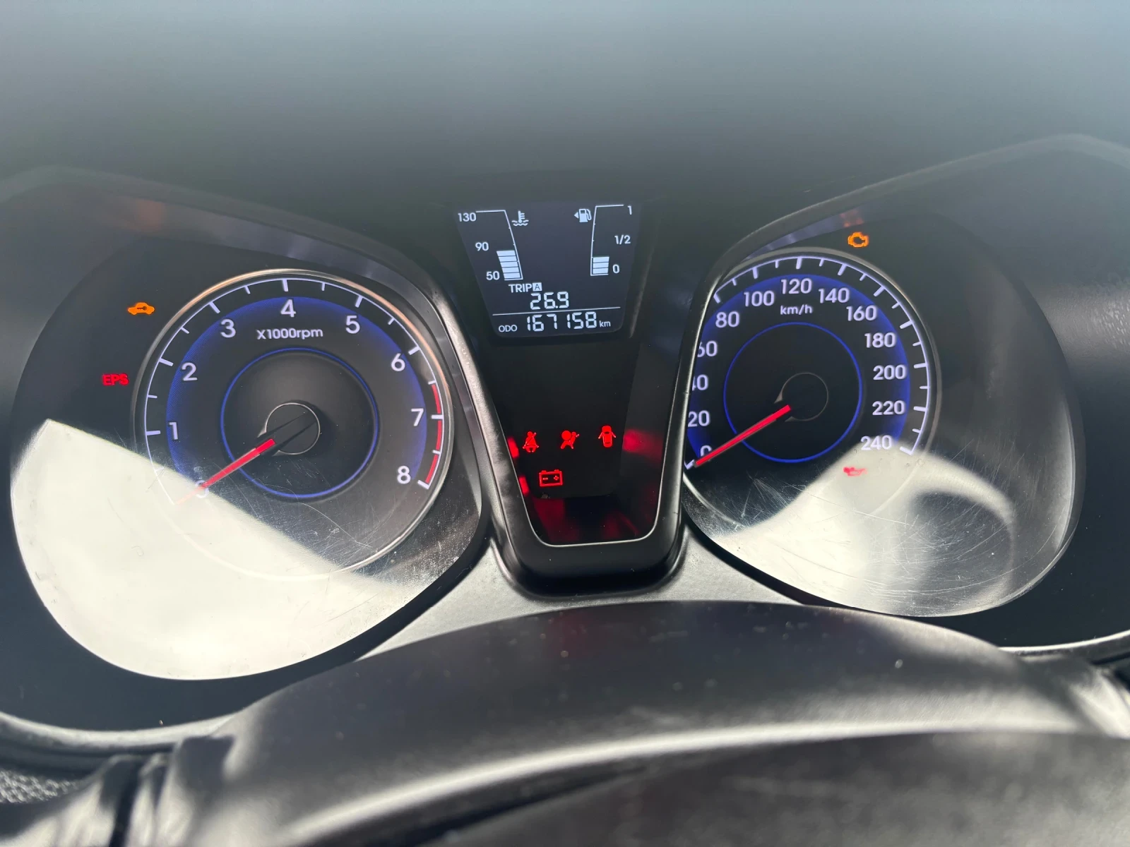 Hyundai Ix20 1.4i | Mobile.bg � ����������� 10