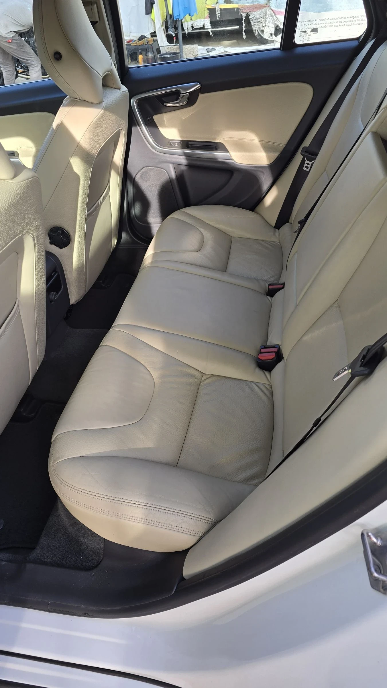 Volvo V60 D6 4x4 PLUG-IN HYBRID ! ������ ! | Mobile.bg � ����������� 9