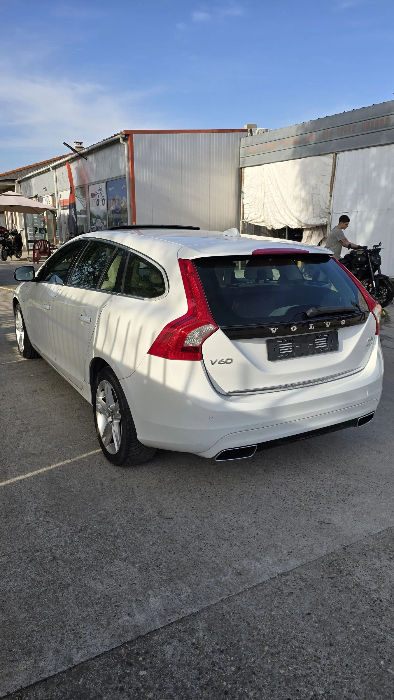 Volvo V60 D6 4x4 PLUG-IN HYBRID ! ������ ! | Mobile.bg � ����������� 5