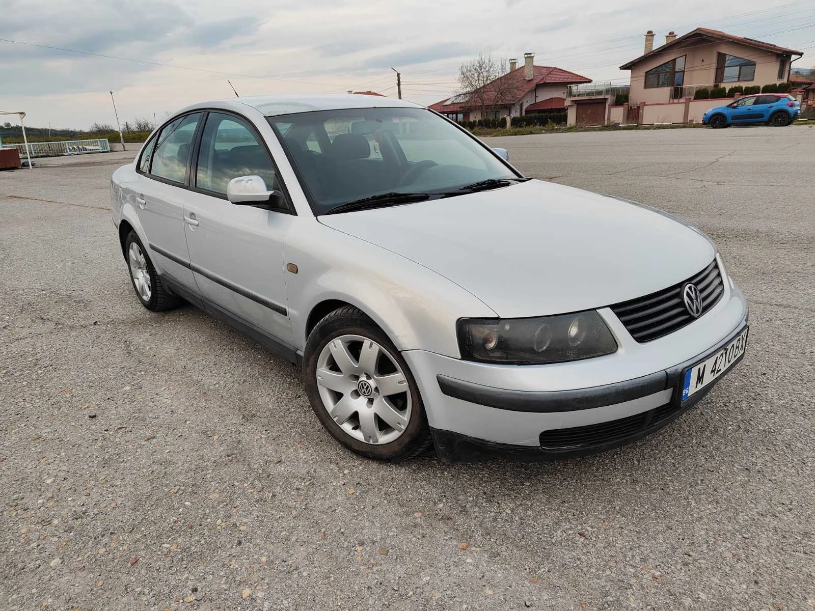 VW Passat 1.8i, седан, газ, климатроник