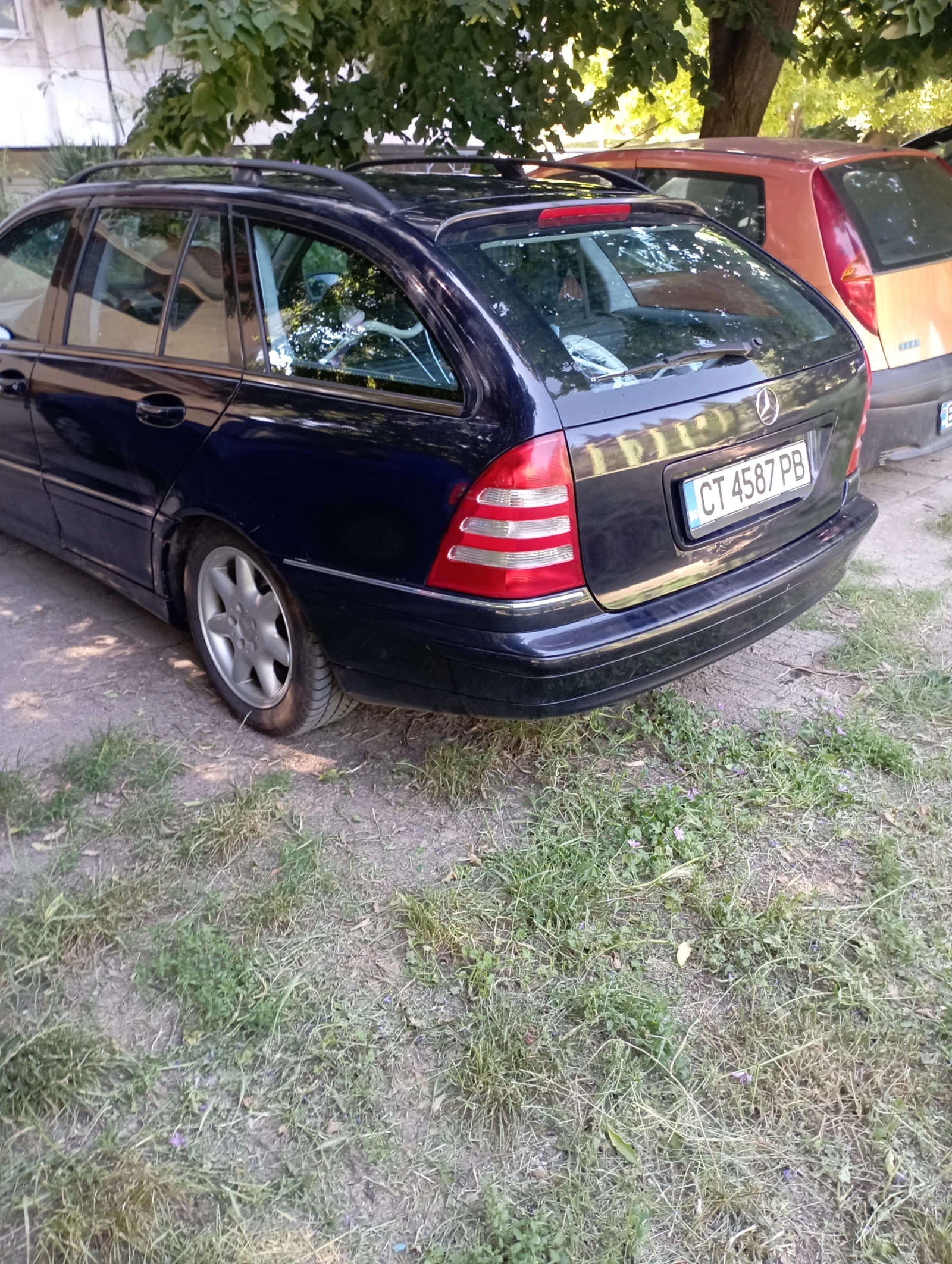 Mercedes-Benz C 180, снимка 12 - Автомобили и джипове - 54681145