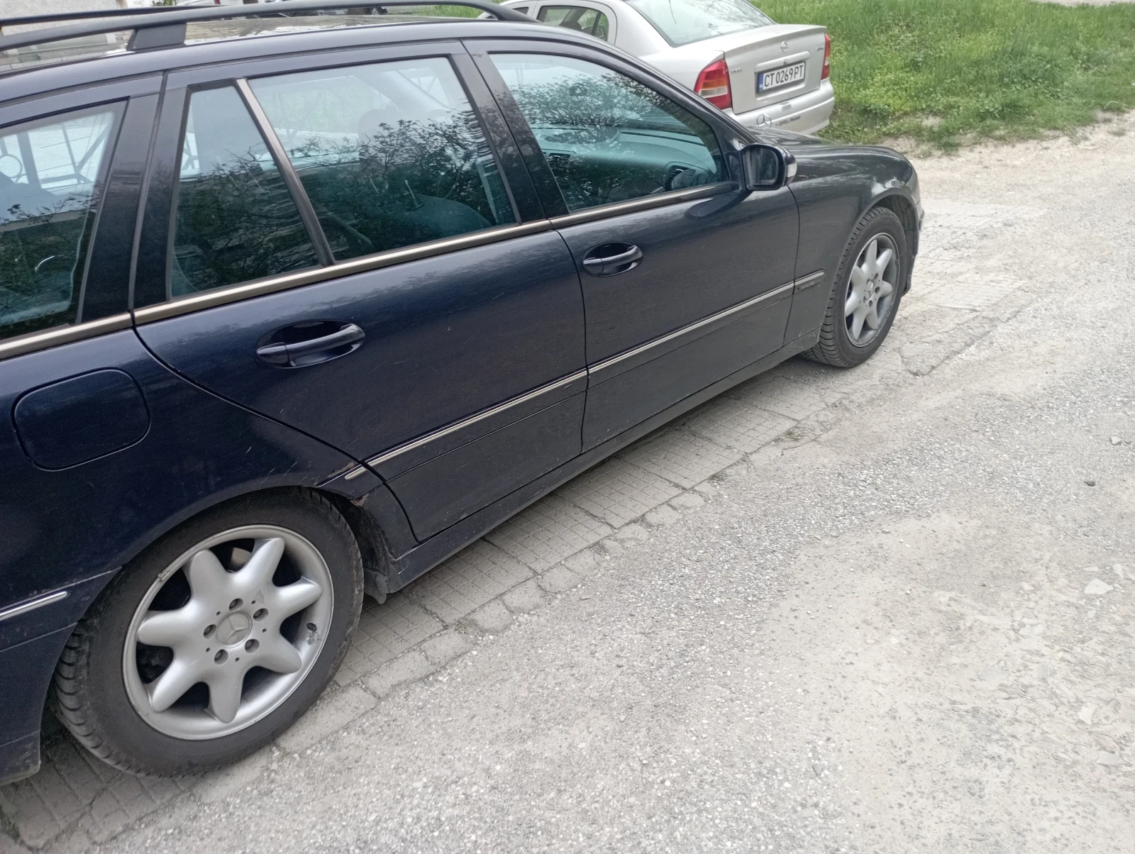 Mercedes-Benz C 180, снимка 5 - Автомобили и джипове - 54681145