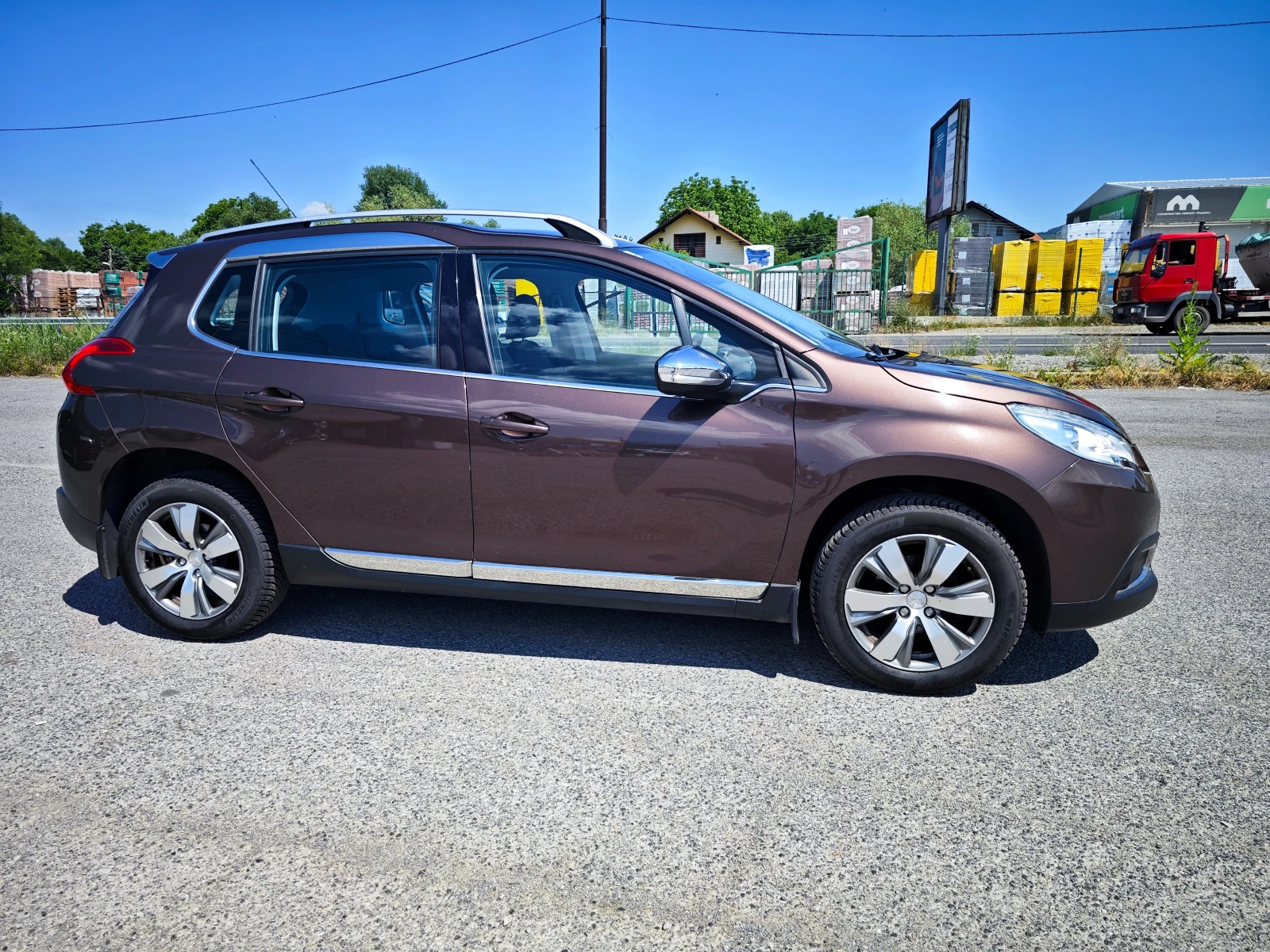 Peugeot 2008 1.6 e-HDi Allure 89000km.! , снимка 6 - Автомобили и джипове - 55054804