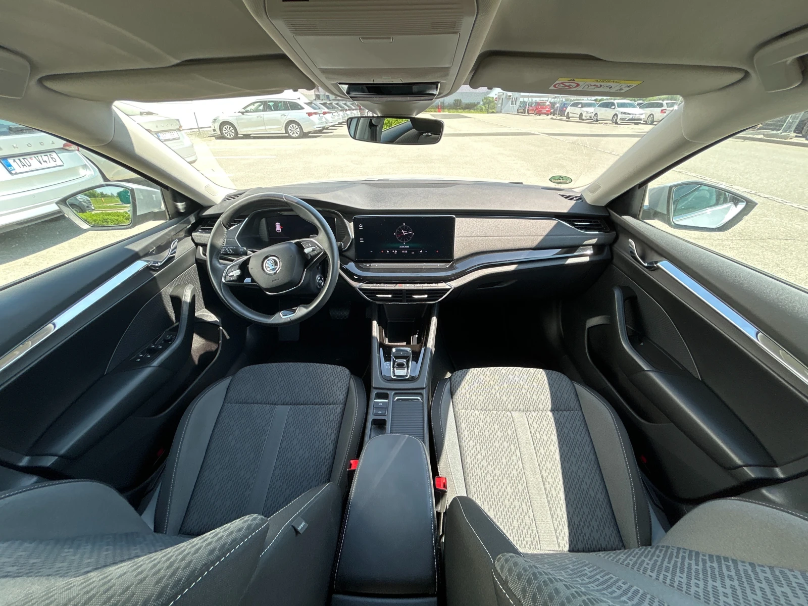 Skoda Octavia 2.0 TDI/ DSG/ Style/ Combi/ Очакван !, снимка 7 - Автомобили и джипове - 55081638