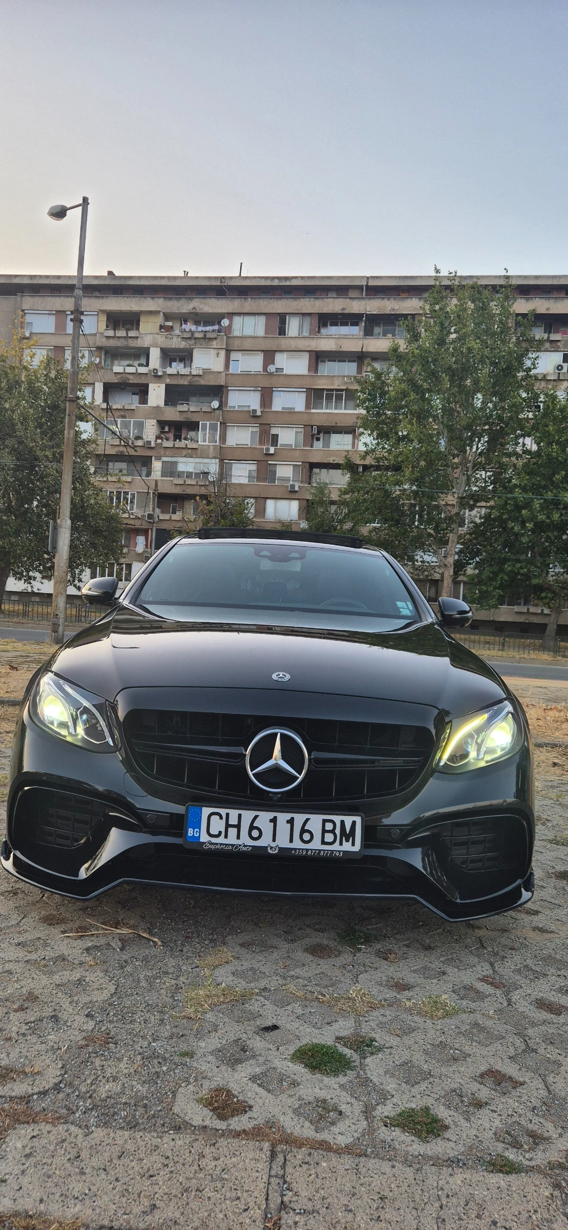 Mercedes-Benz E 220, снимка 7 - Автомобили и джипове - 55245820