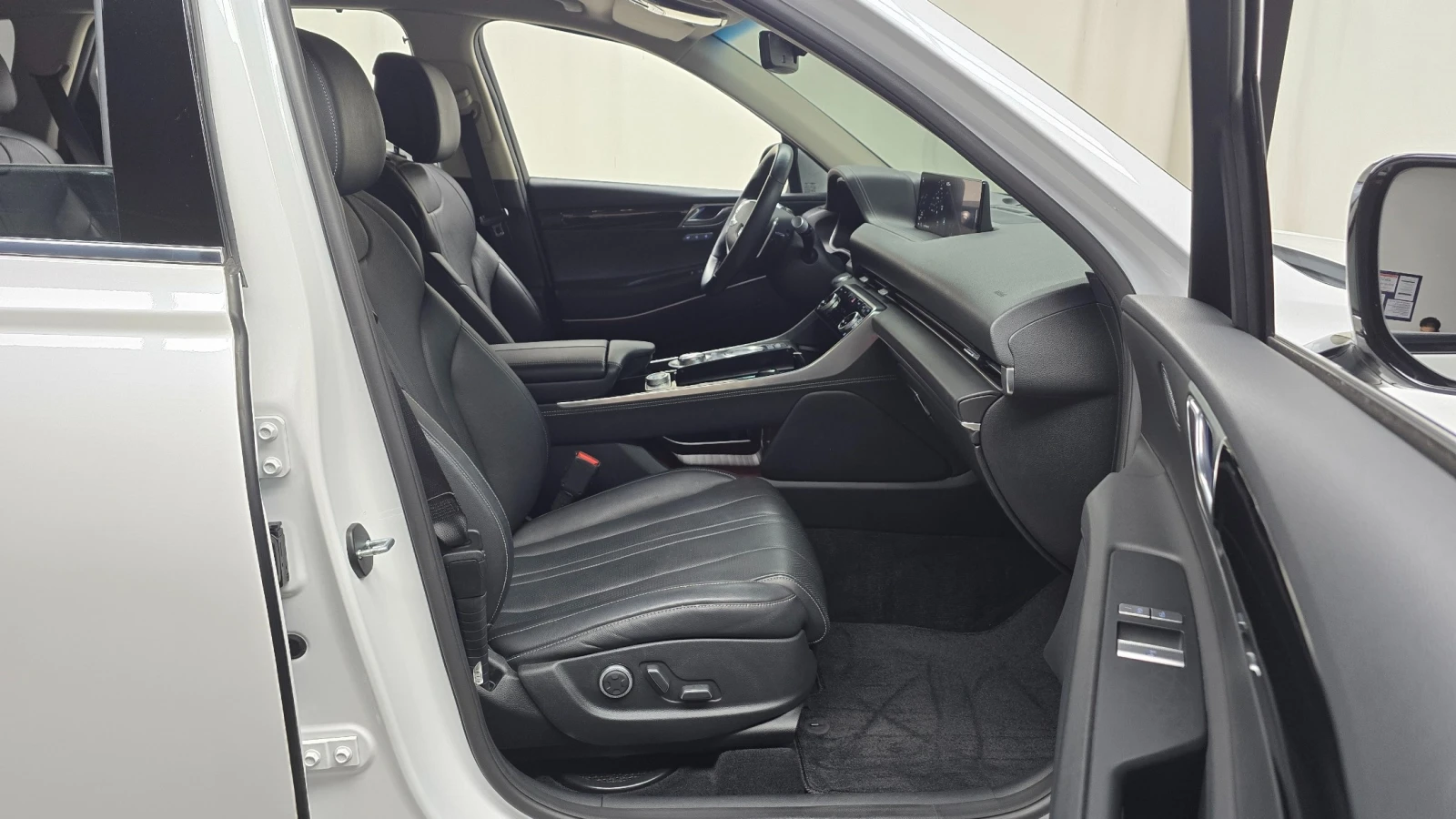 Genesis GV80 2.5T AWD, снимка 8 - Автомобили и джипове - 55559936