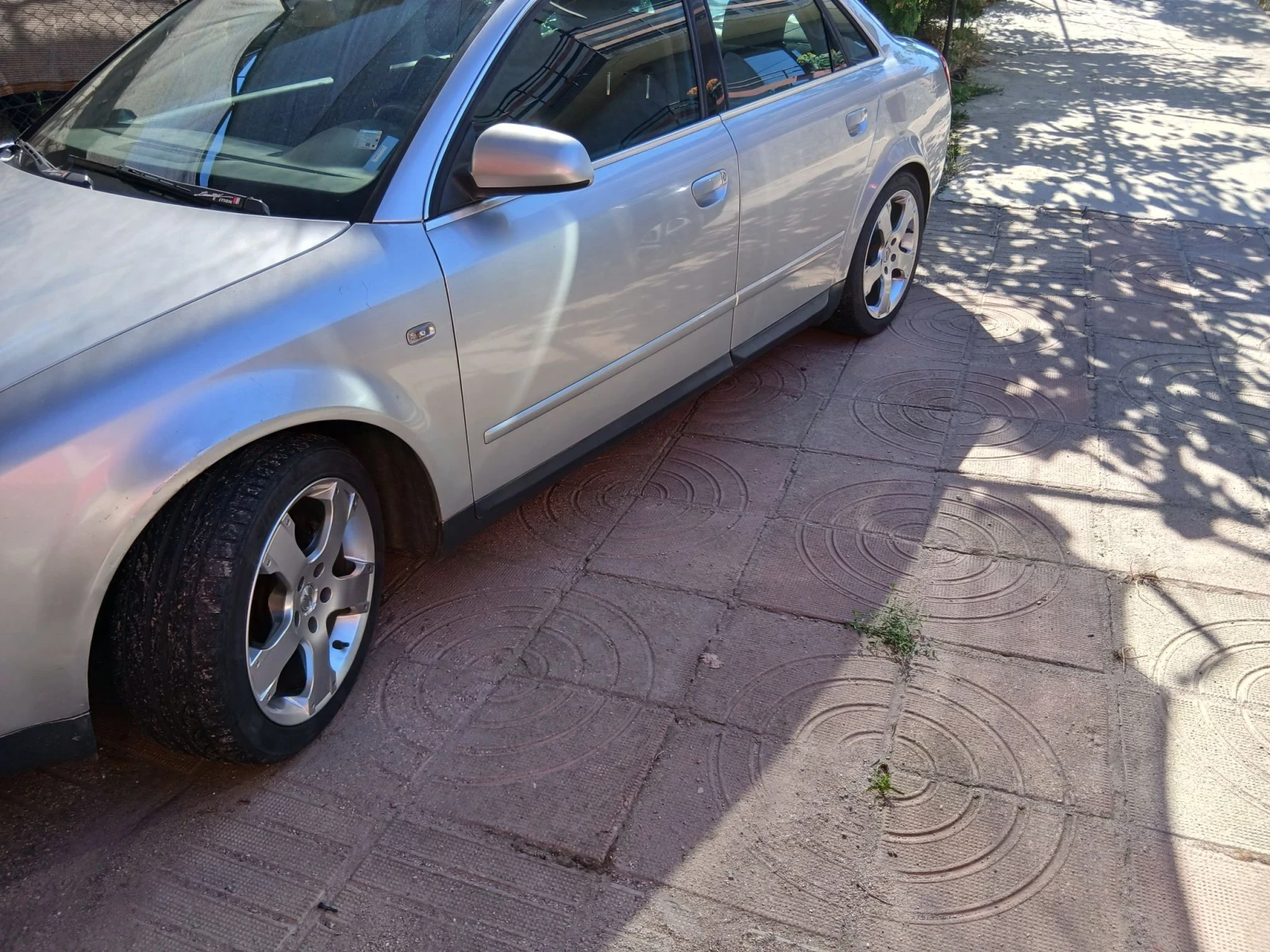 Audi A4 1.8T Quattro Газ-бензин 6 скорости , снимка 5 - Автомобили и джипове - 56048263