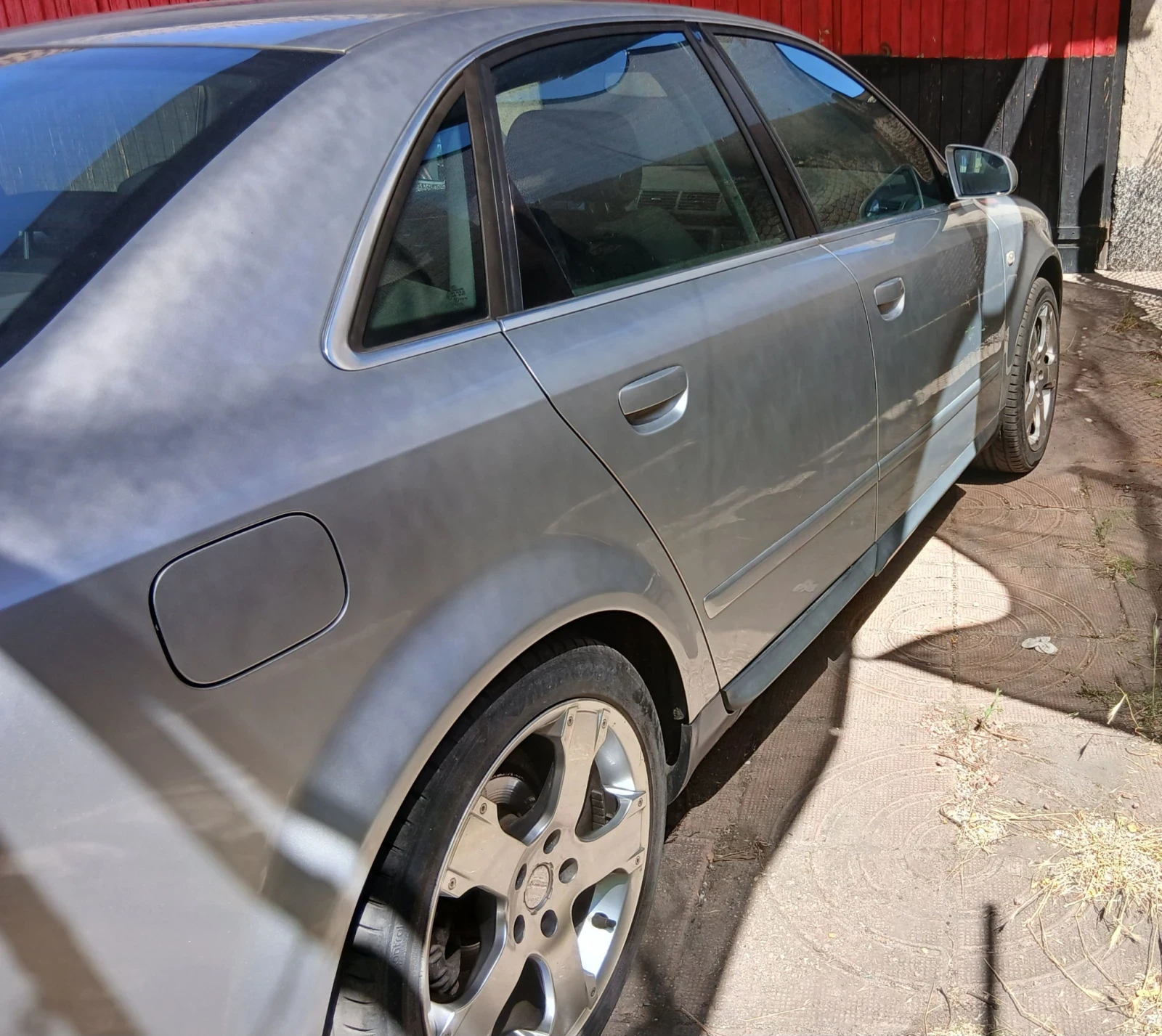 Audi A4 1.8T Quattro Газ-бензин 6 скорости , снимка 7 - Автомобили и джипове - 56048263