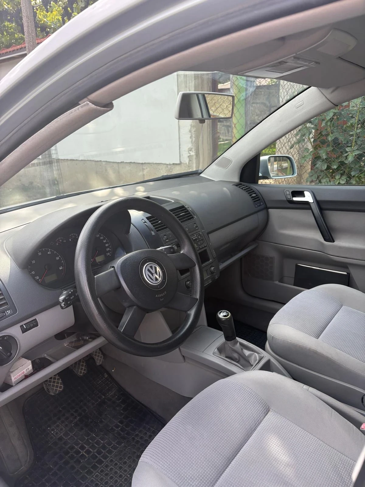 VW Polo 1.4 FSI, снимка 5 - Автомобили и джипове - 56043695