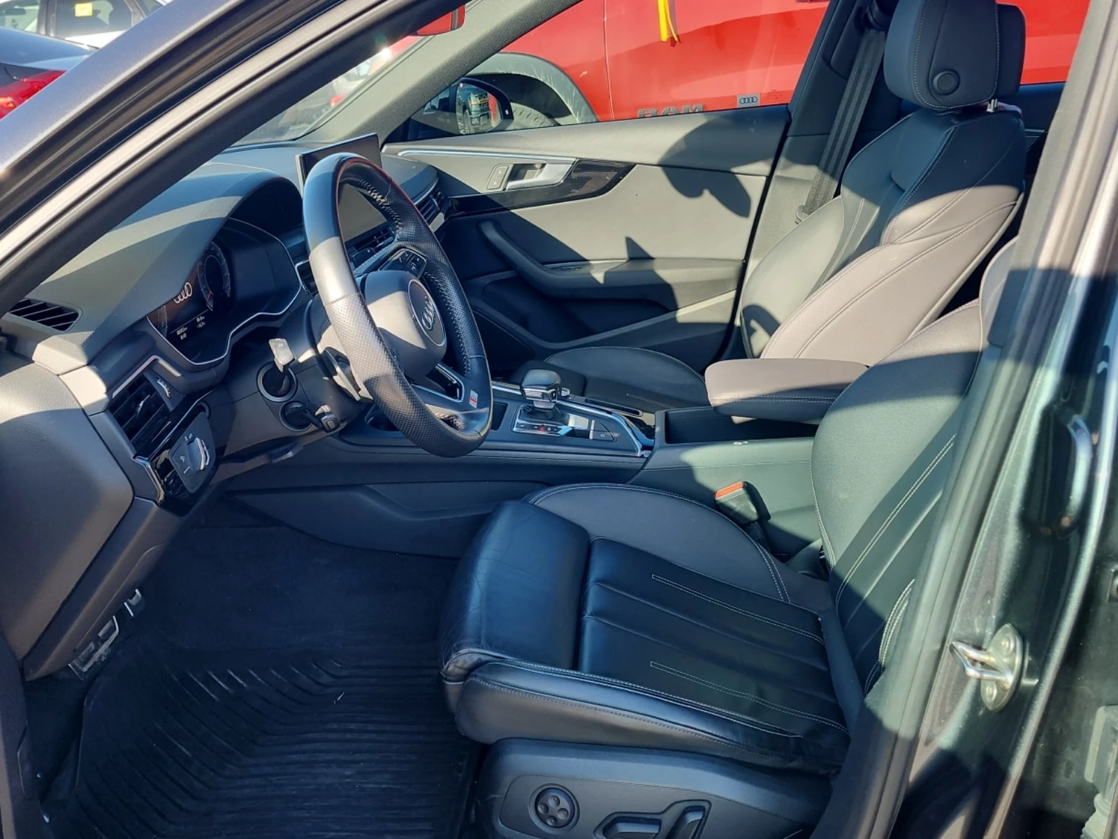 Audi A4 * PROGRESSIV * CARFAX * , снимка 8 - Автомобили и джипове - 56066338