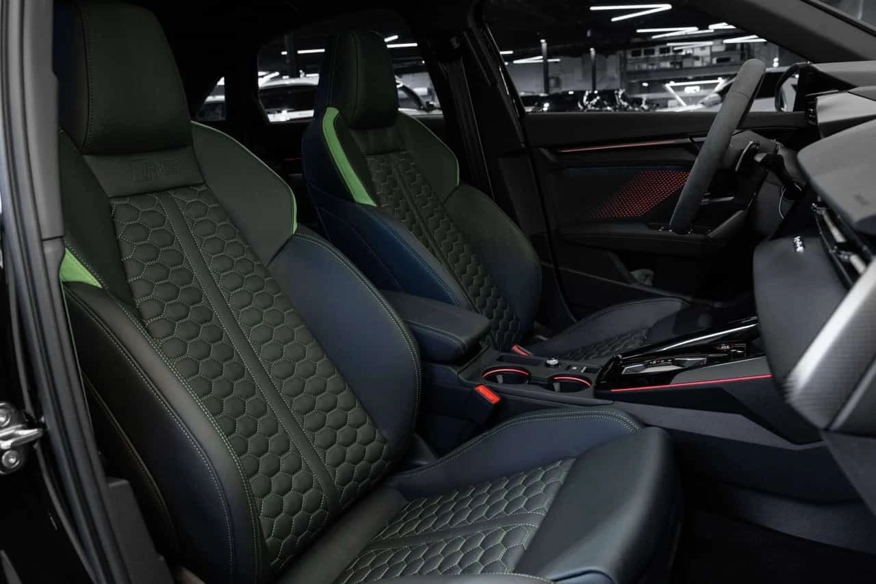 Audi Rs3 * 2.5 TFSI ADV DRIVR ASSIT PKG/CARBN OPTIC PLS PKG | Mobile.bg � ����������� 16