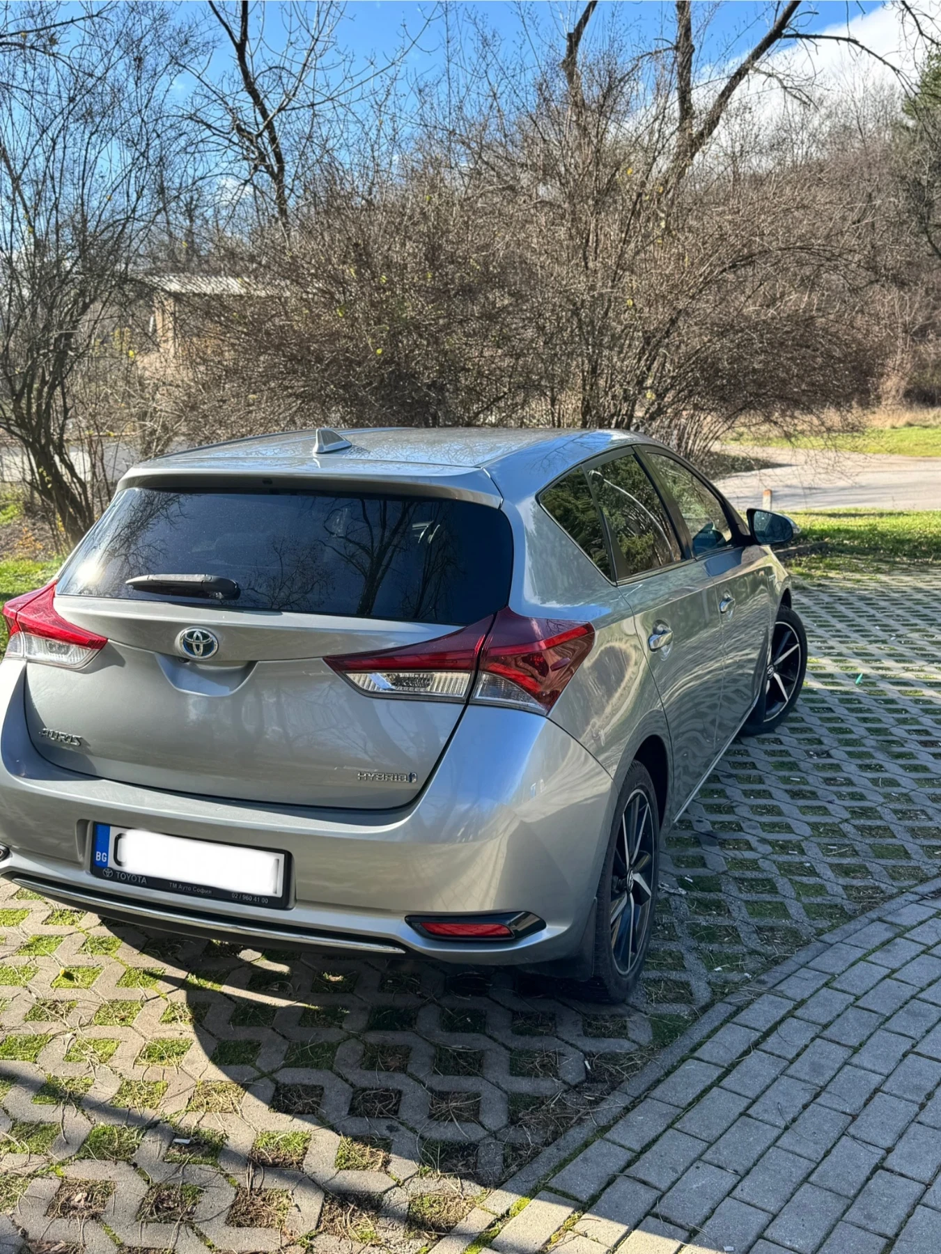 Toyota Auris 1.8 HYBRID �������� | Mobile.bg � ����������� 4