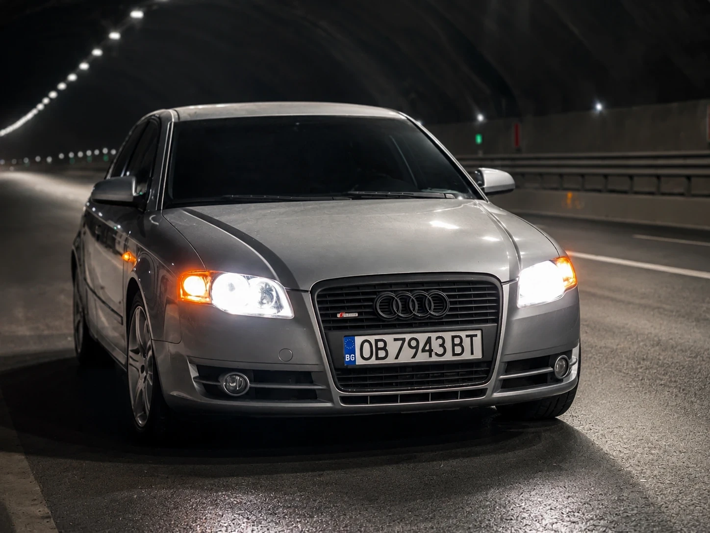 Audi A4 2.0 TFSI, снимка 3 - Автомобили и джипове - 56629317