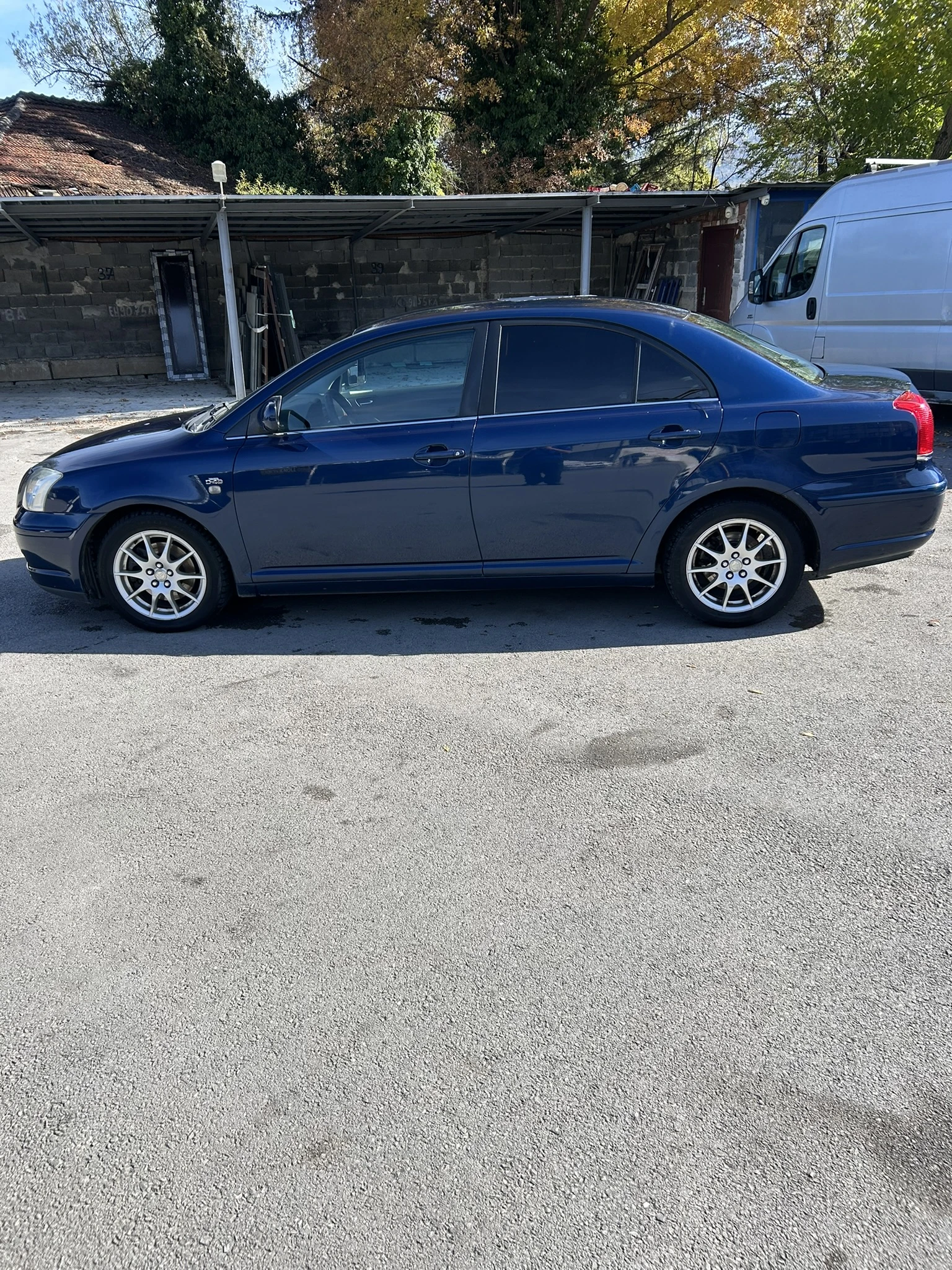 Toyota Avensis D4D, снимка 8 - Автомобили и джипове - 56639232