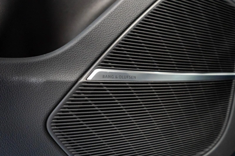 Audi SQ7 TFSI/FACELIFT/ABT 650HP/MATRIX/PANO/B&O/HEAD UP/, снимка 7 - Автомобили и джипове - 51060700