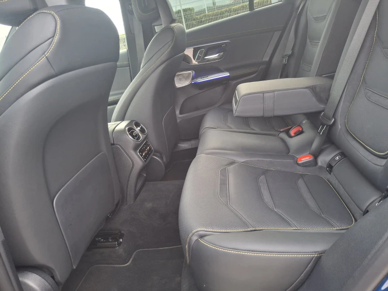 Mercedes-Benz GLC 43 AMG 4MATIC Coupе, снимка 9 - Автомобили и джипове - 52201052