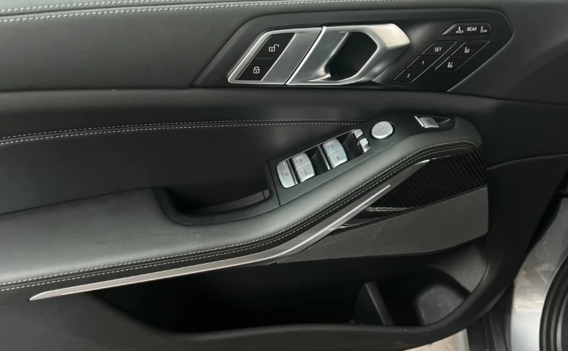 BMW X7 xDrive40d* M Sport Pro* Massage, снимка 6 - Автомобили и джипове - 52857122